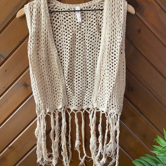 Xhilaration Jackets & Blazers - Xhilaration Cream Crochet Vest with Fringe